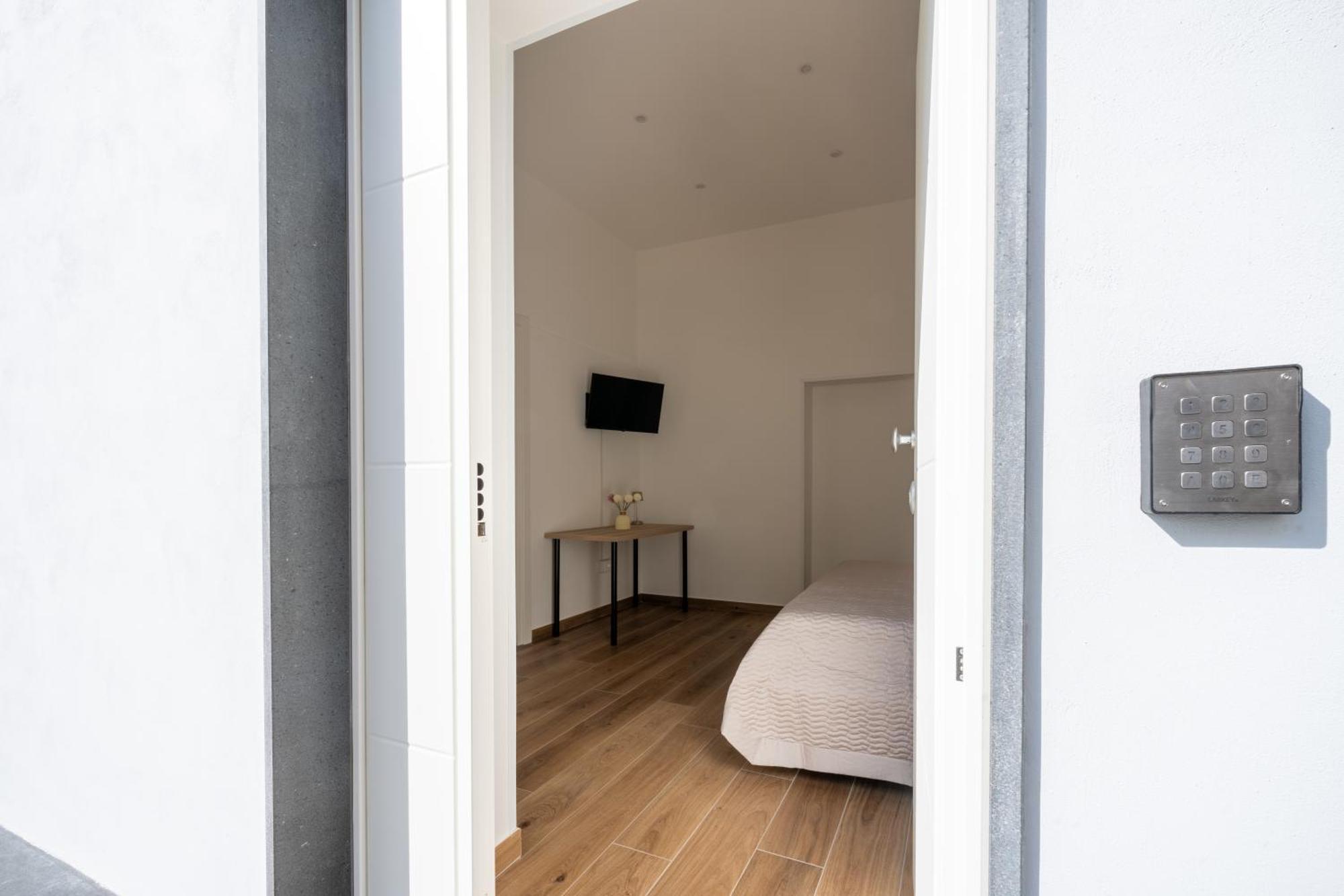 Maraf Rooms Torre Annunziata Buitenkant foto