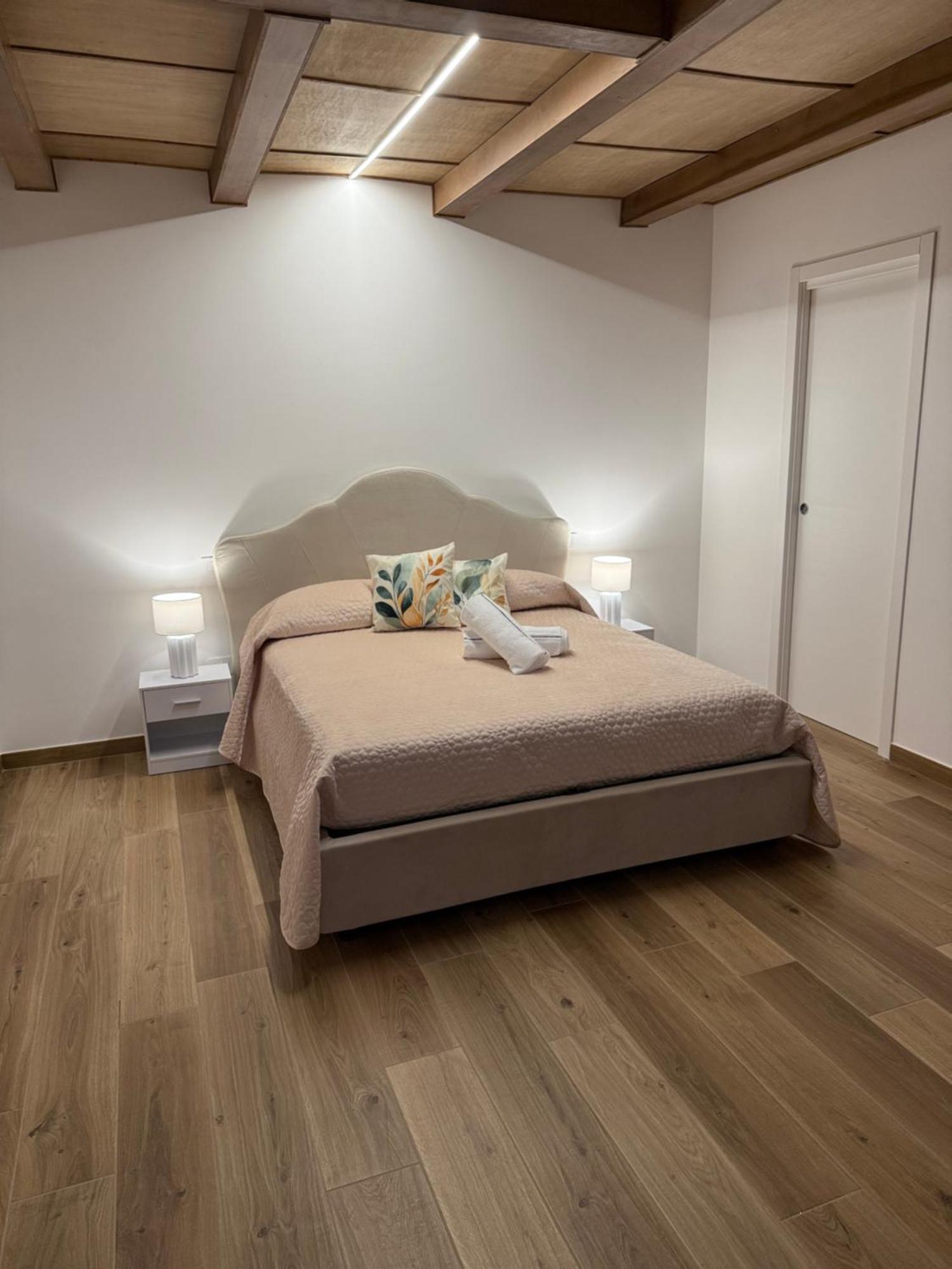 Maraf Rooms Torre Annunziata Buitenkant foto
