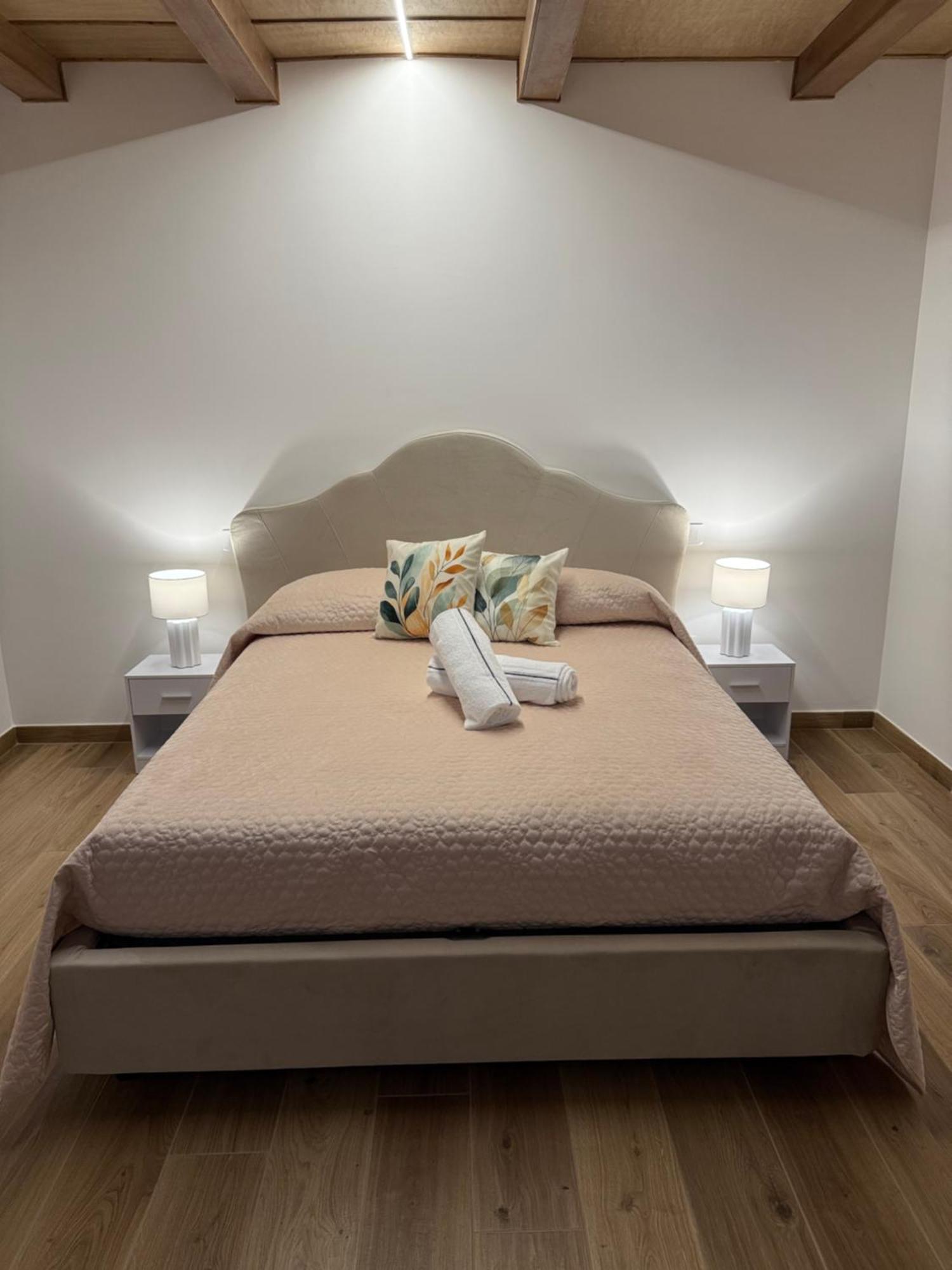 Maraf Rooms Torre Annunziata Buitenkant foto